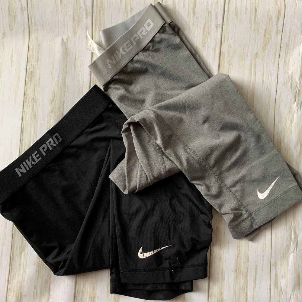 Nike Pro Cropped Workout Leggings